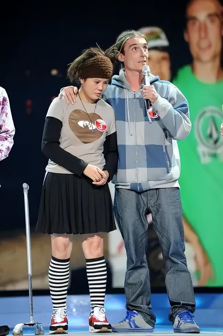 广西南宁女孩因车祸残疾,广西女孩生病瘫痪了老公一直照顾