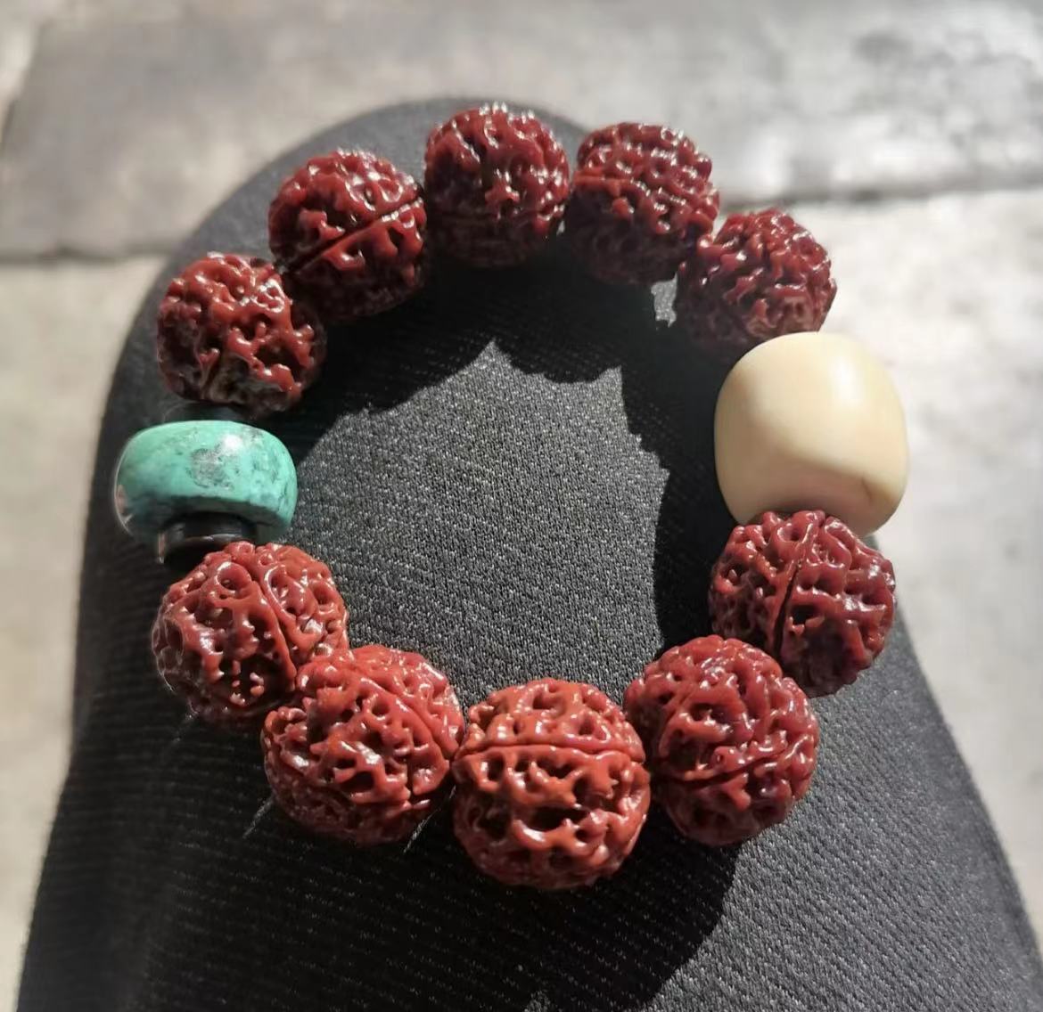 大金刚与落地红的区别,怎么区分落地红和金刚的区别