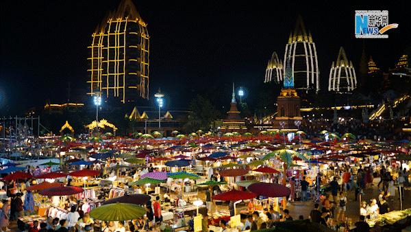 有一种叫云南的生活丨此夏“云”游,夜市寻“味”⑤