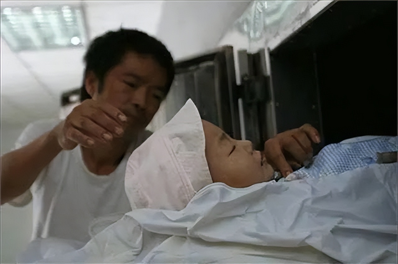 十三岁女孩白血病放弃治疗,患白血病女孩想放弃治疗