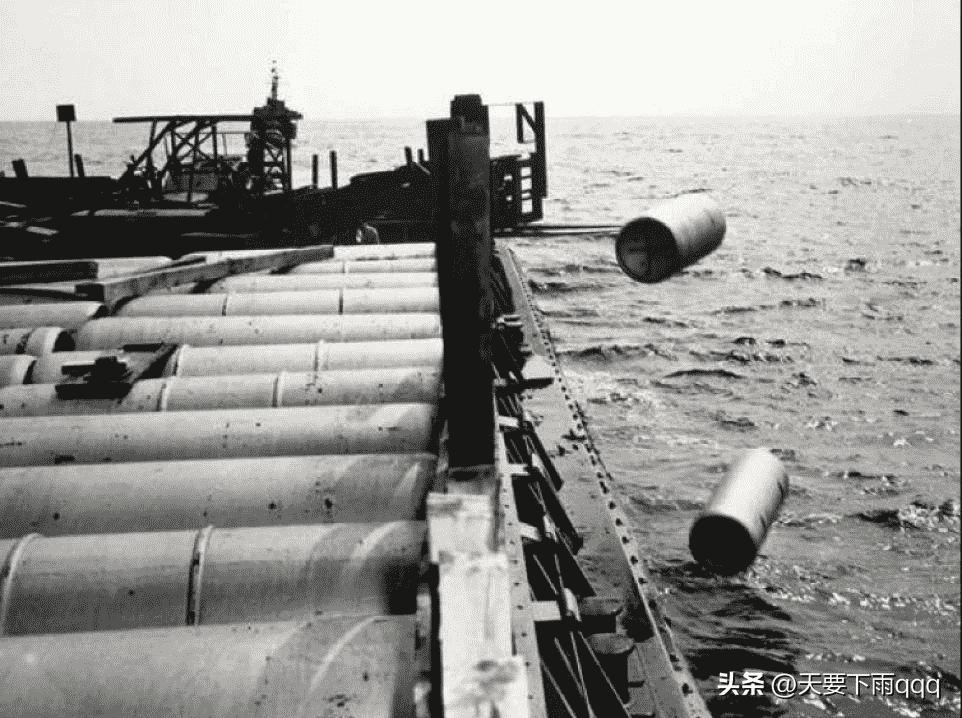 30张日本大*杀屠**罪行照片，日军闯入民宅祸害妇女，这就是罪证2