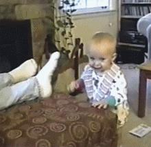 脚特别爱臭,脚好臭是因为什么