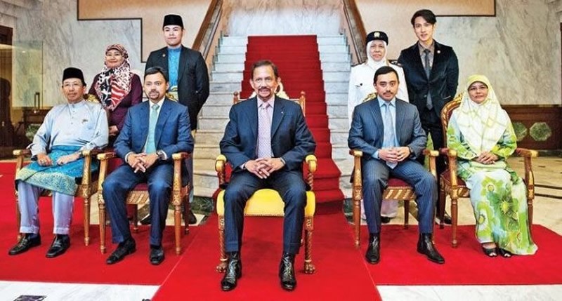 文莱国王有多少资产,文莱国王是一个超爱豪车的人