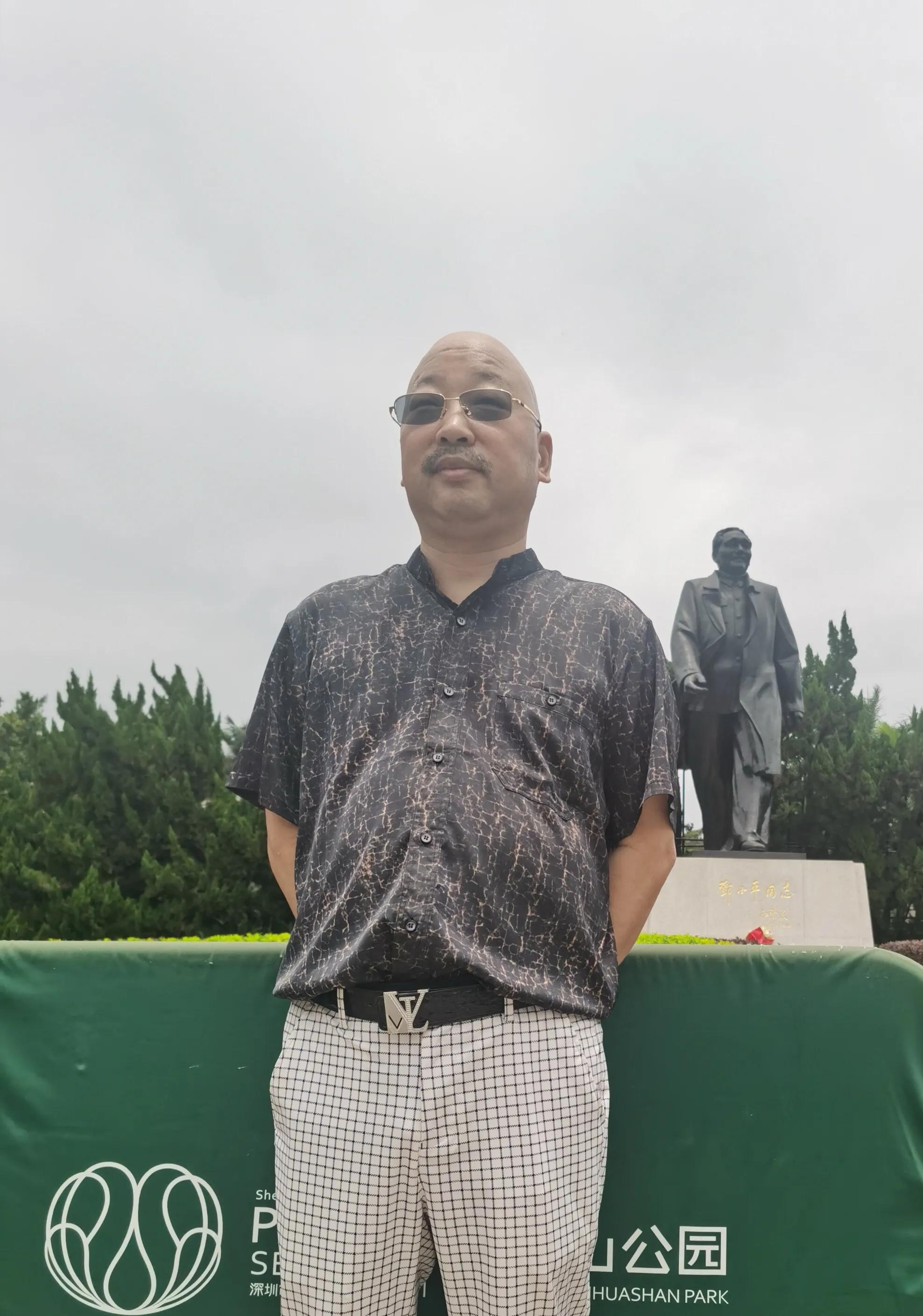 我长出大鸟的双翅拍动世界