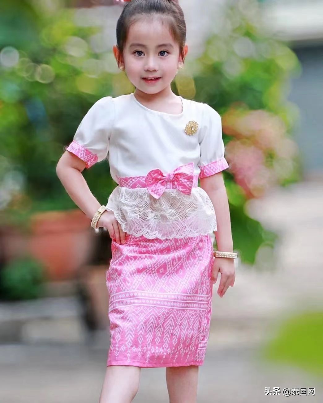 鍎跨娉板浗椋庢儏瑁呮壆,娉板浗鍎跨閫犲瀷