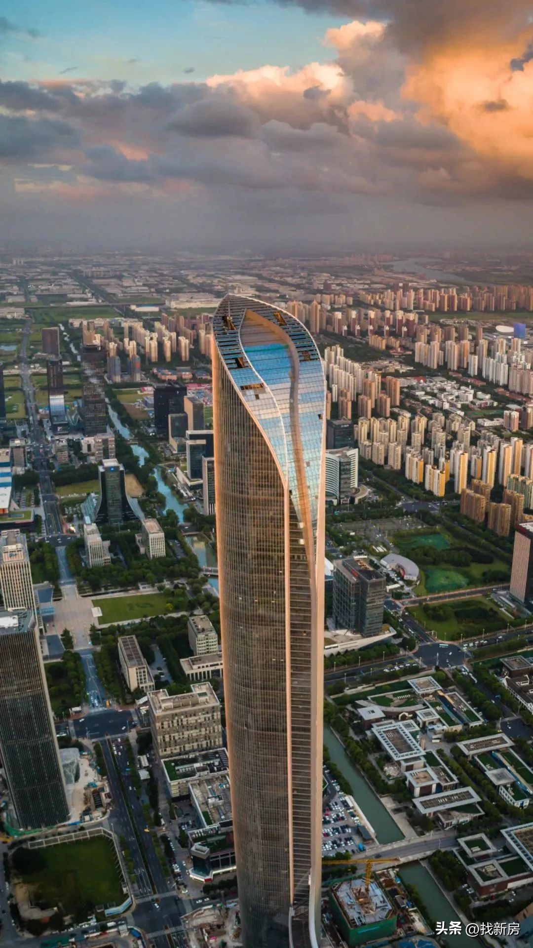 九龙仓苏州国际金融中心多高,九龙仓苏州国际金融中心最顶层