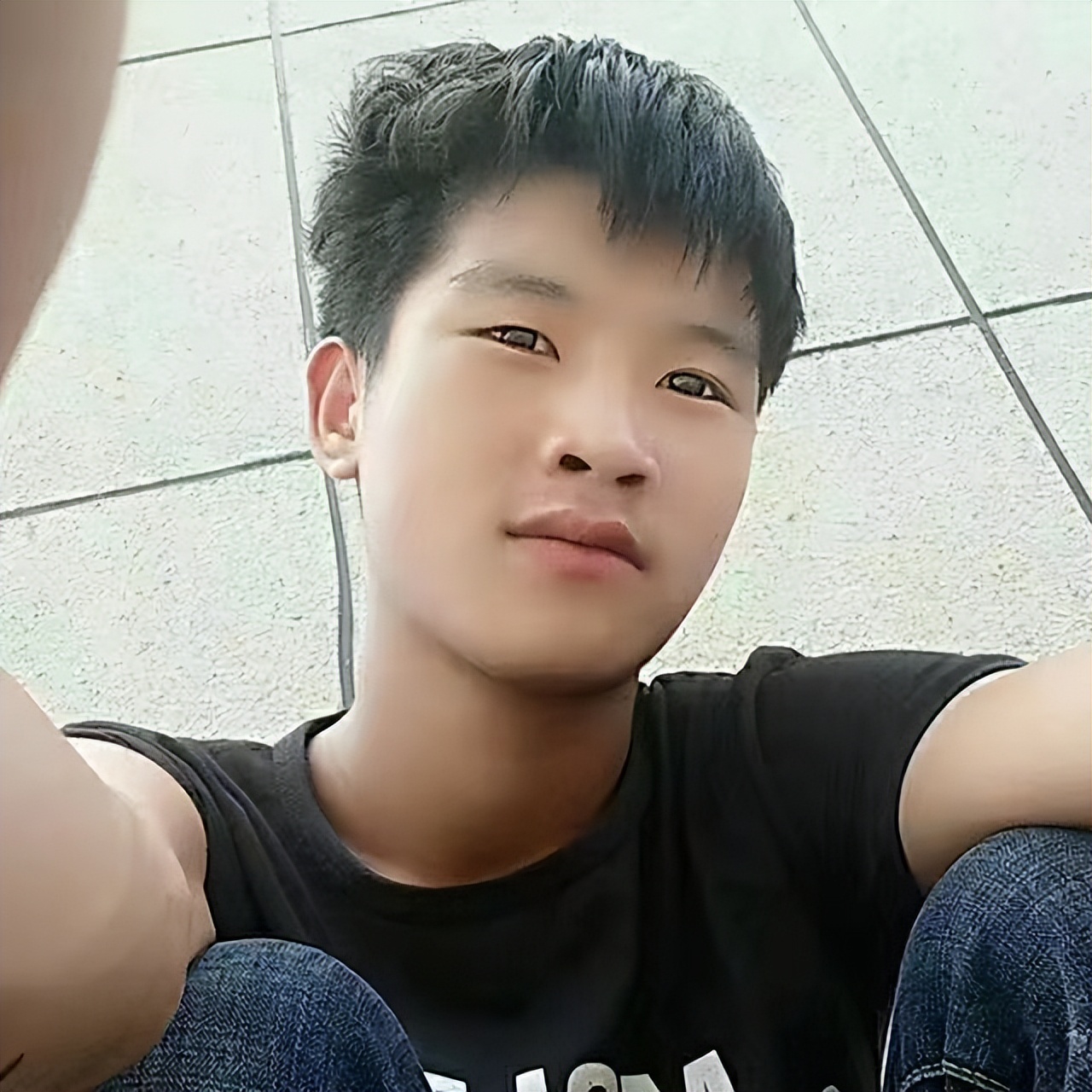 贵州农村小伙娶了个漂亮老婆,贵州农村小伙娶外国媳妇视频