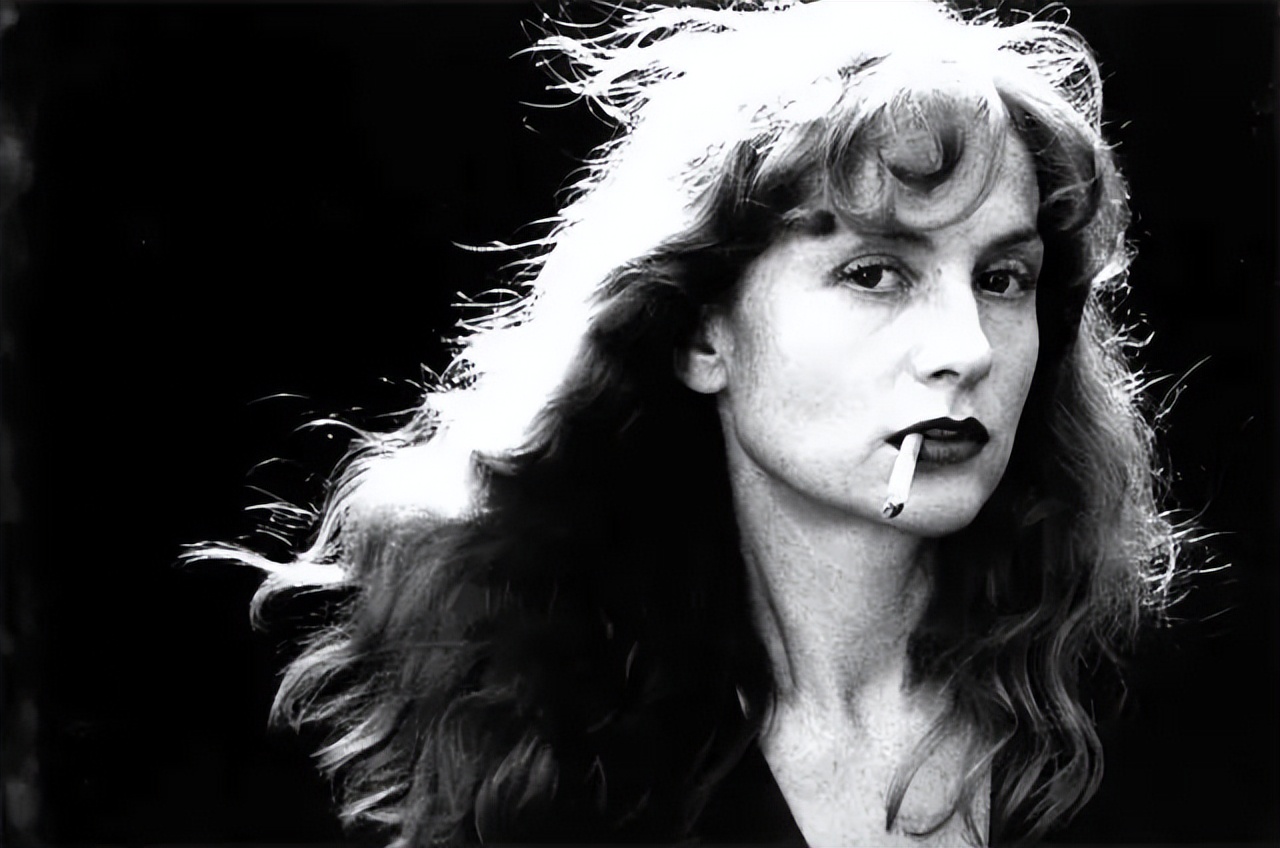 黄暴导演合作顶级女演员，情节狗血至极，无视道德底线，还被大赞