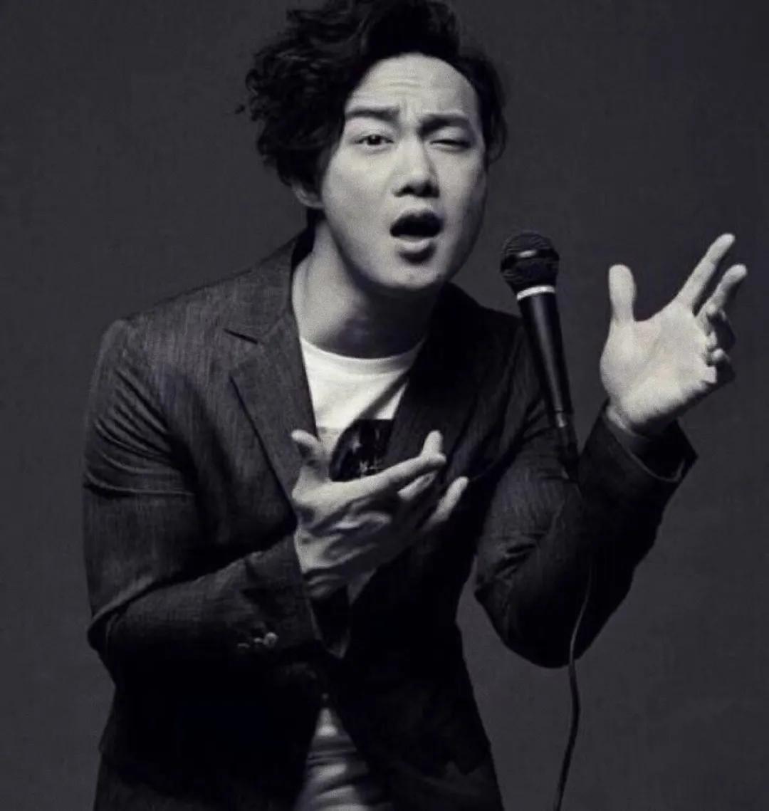 我们的关系多像积木啊，千变万化却又不堪一击|夜听