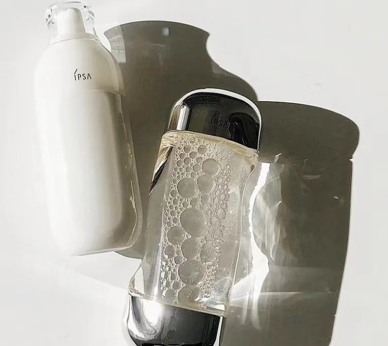 olay美白水乳适合什么年龄段用,公认最好淡斑水乳OLAY