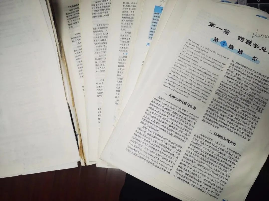 每一个法医都是全科医生——眼科、耳鼻喉科、药理学