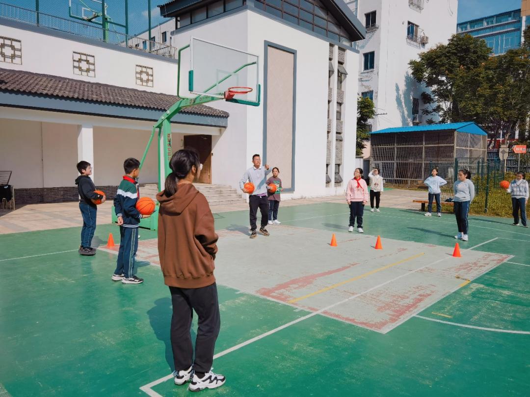 青年教师示范课活动简讯,青年教师展示课活动简报