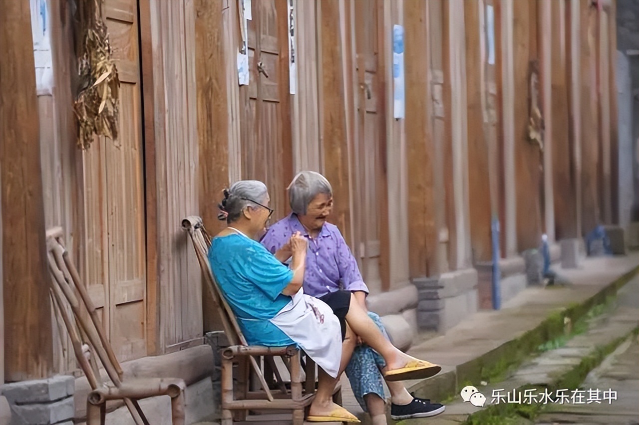 低调惊艳又神秘！乐山这座隐世古镇你肯定没去过！！