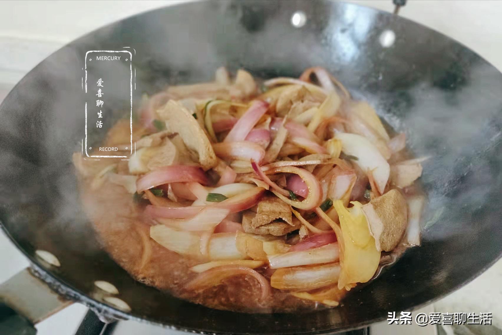 冬季吃鱼吃肉不如吃它，高铁高蛋白，气血不足多吃点，炒着吃最嫩