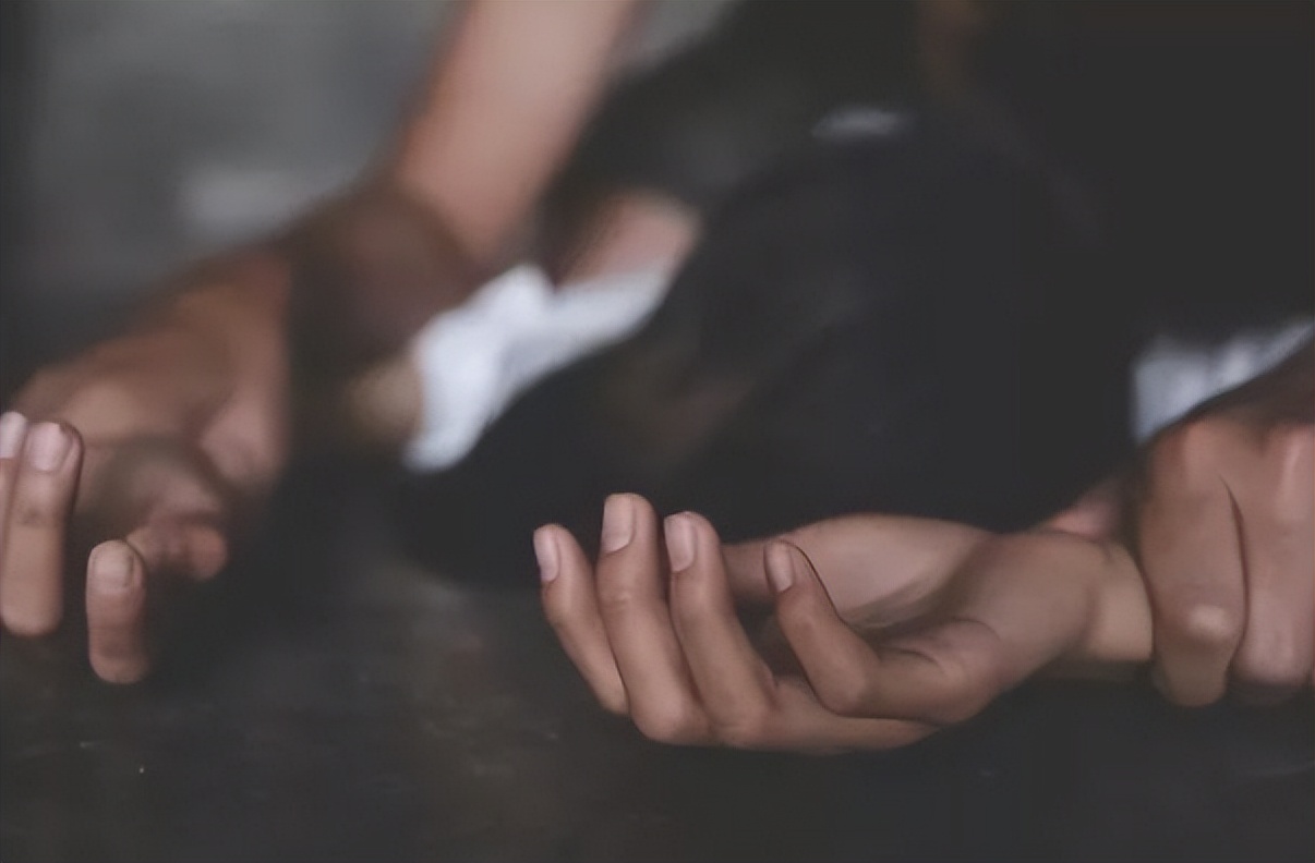 轮奸被判10年的李天一，改名换姓出狱后，最恶心的一幕还是发生了