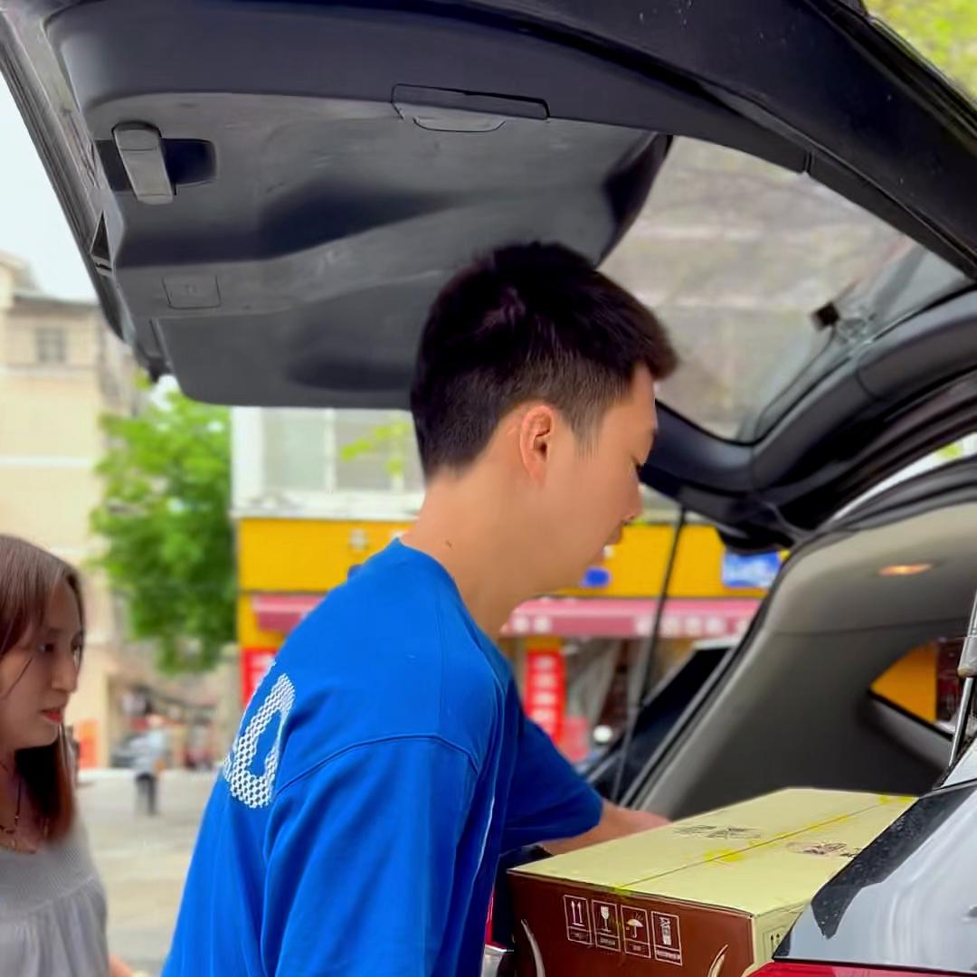 拒绝假酒，劣质，高价酒！喜欢喝好酒的请给兵哥点赞！#绵...