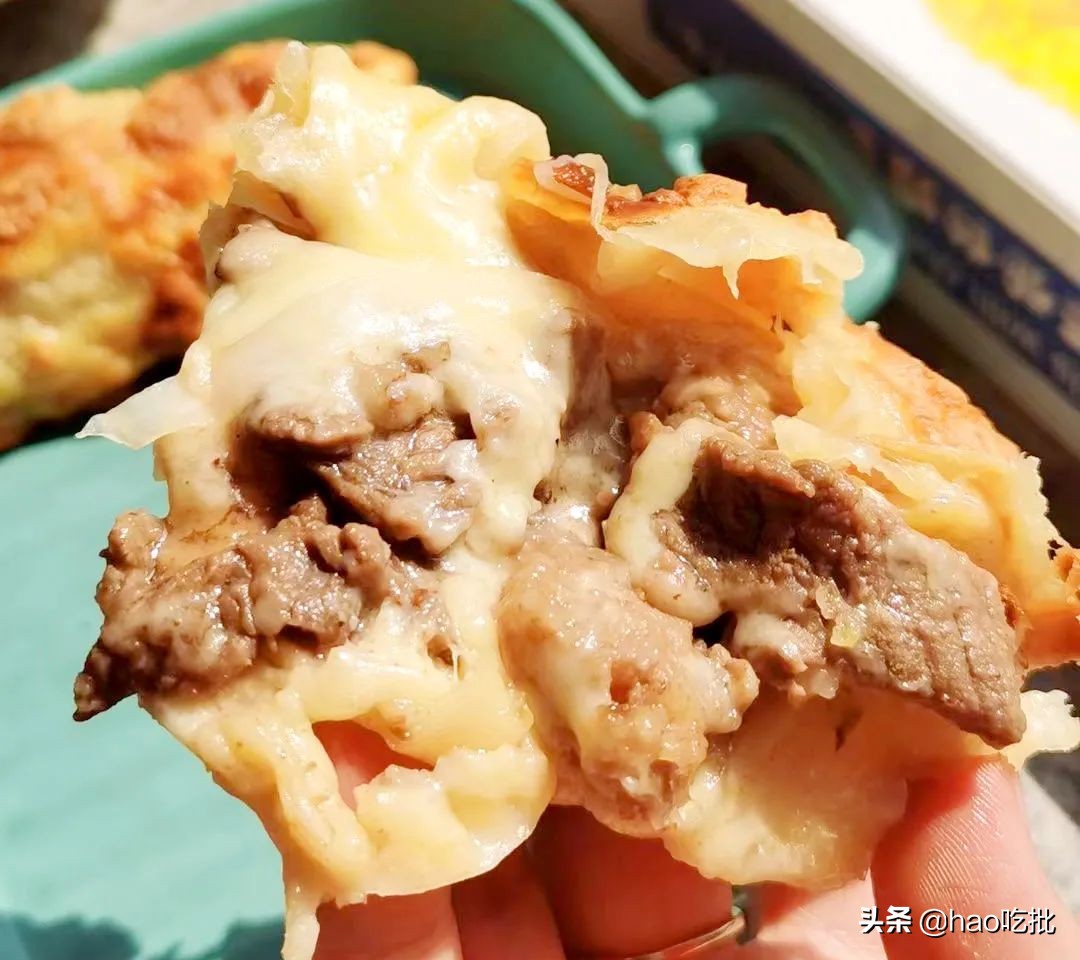 拉丝的网红牛肉芝士卷！大片牛肉看得见，皮香肉嫩，一口就上瘾