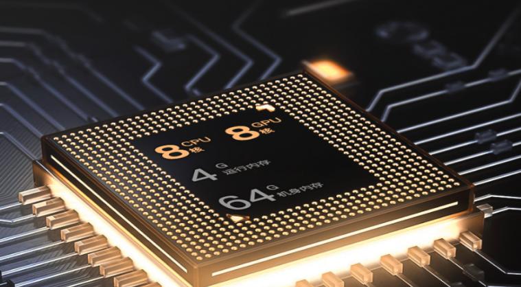 卡仕达尊荣PLUS出山，引领智能车机全能担当