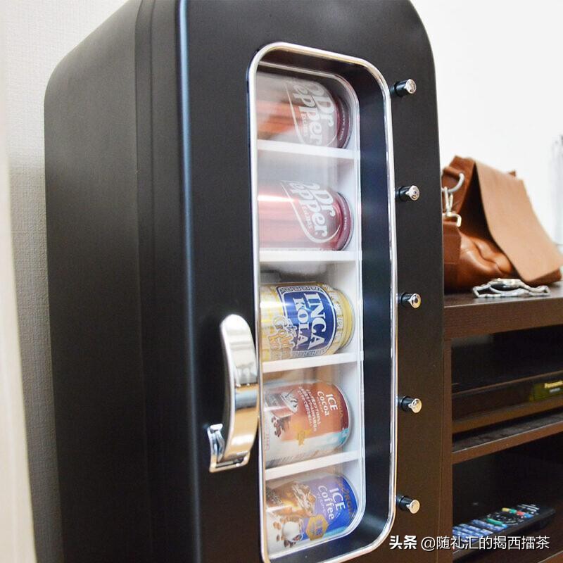 日本微型杯面售卖机,桌面式自助售卖机可放大型物品