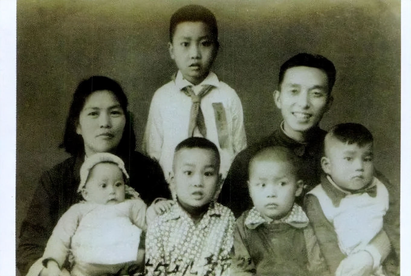 四川刘氏四杰是军阀后代吗,刘氏四杰