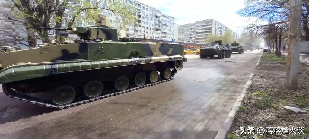 大炮塔的坦克,巨型炮塔