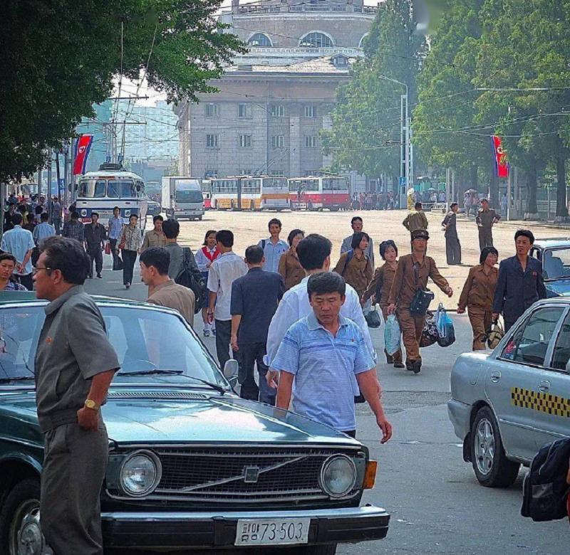 朝鲜为何住房与医疗都是免费,朝鲜普通老百姓受教育的程度