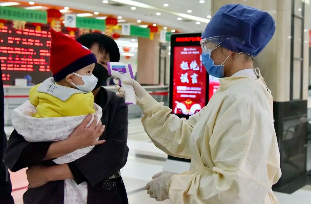 “一家五口全确诊，7个月宝宝遭大罪”，该怎么保护好孩子？