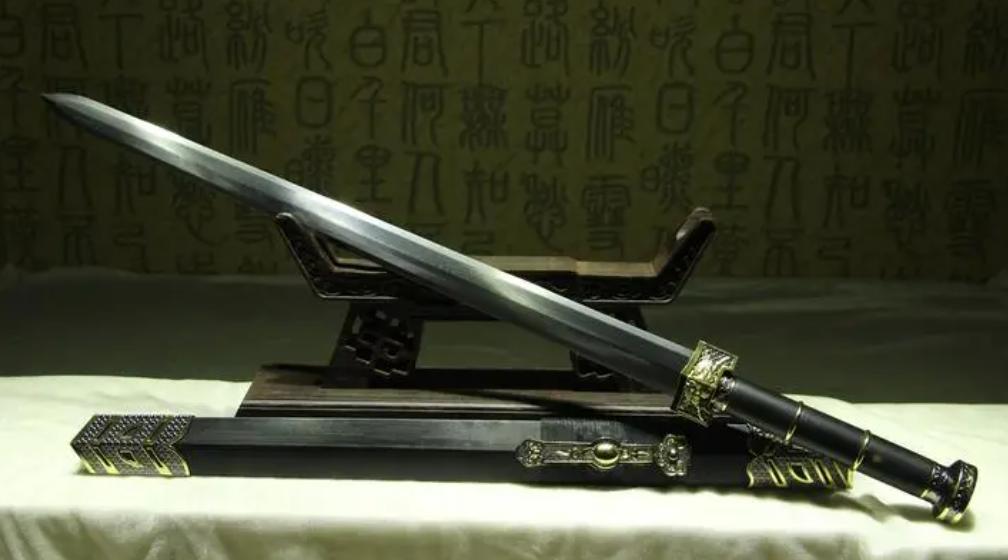 古法锻制的龙泉宝剑,龙泉宝剑锻剑技艺