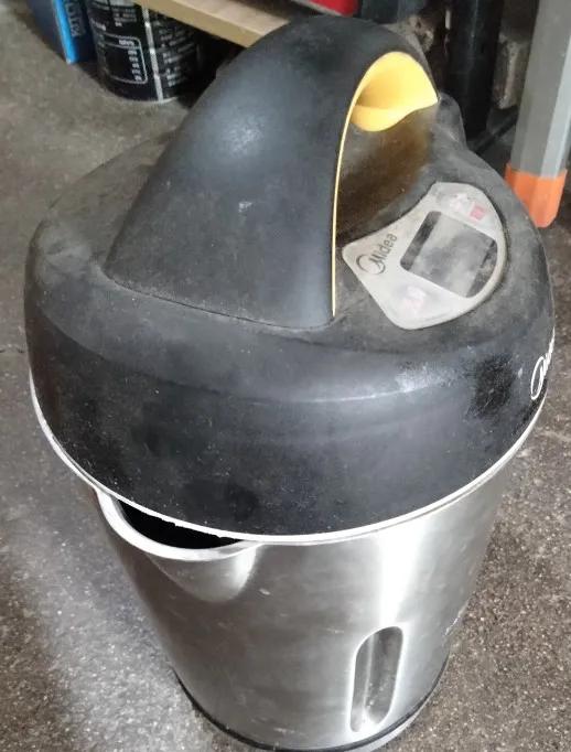 美的豆浆机电路板在哪个位置,美的豆浆机电路图