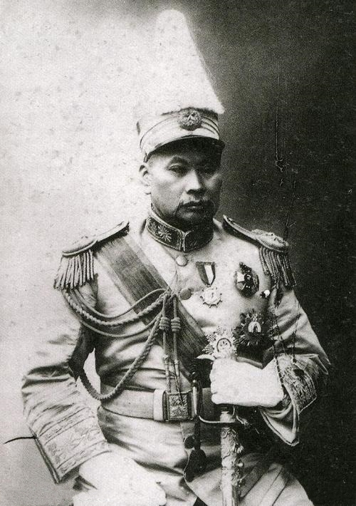 民国军阀史之粤系：广东独立另立中央？把老蒋都逼下台的南天王