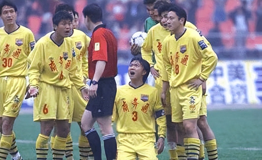 四川全兴马麦罗脚后跟进球,四川全兴足球队纪录片