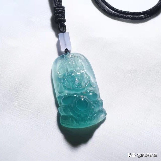 几百块就能买到冰种翡翠？殊不知成本才10几块，你中招了没有