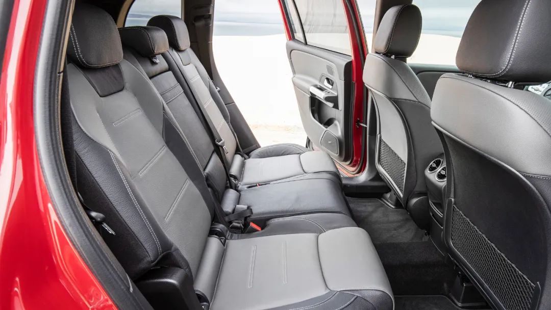 50万左右买什么低调轿车,50万预算买这11台车最有面子