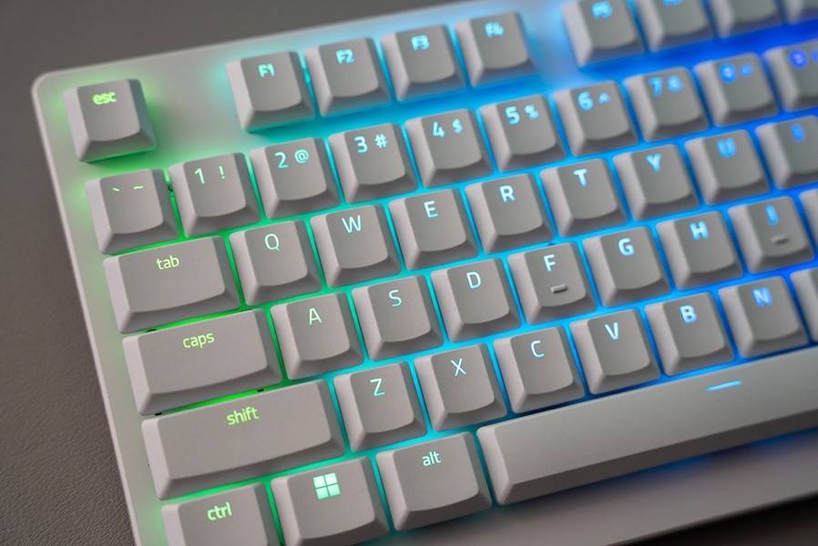 雷蛇噬魂金蝎v2无线版测评,雷蛇噬魂金蝎V2无线版