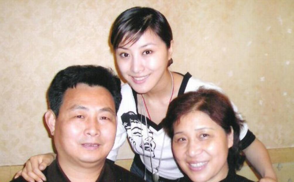 玉芬王雅捷,马大帅玉芬扮演者王雅捷照片