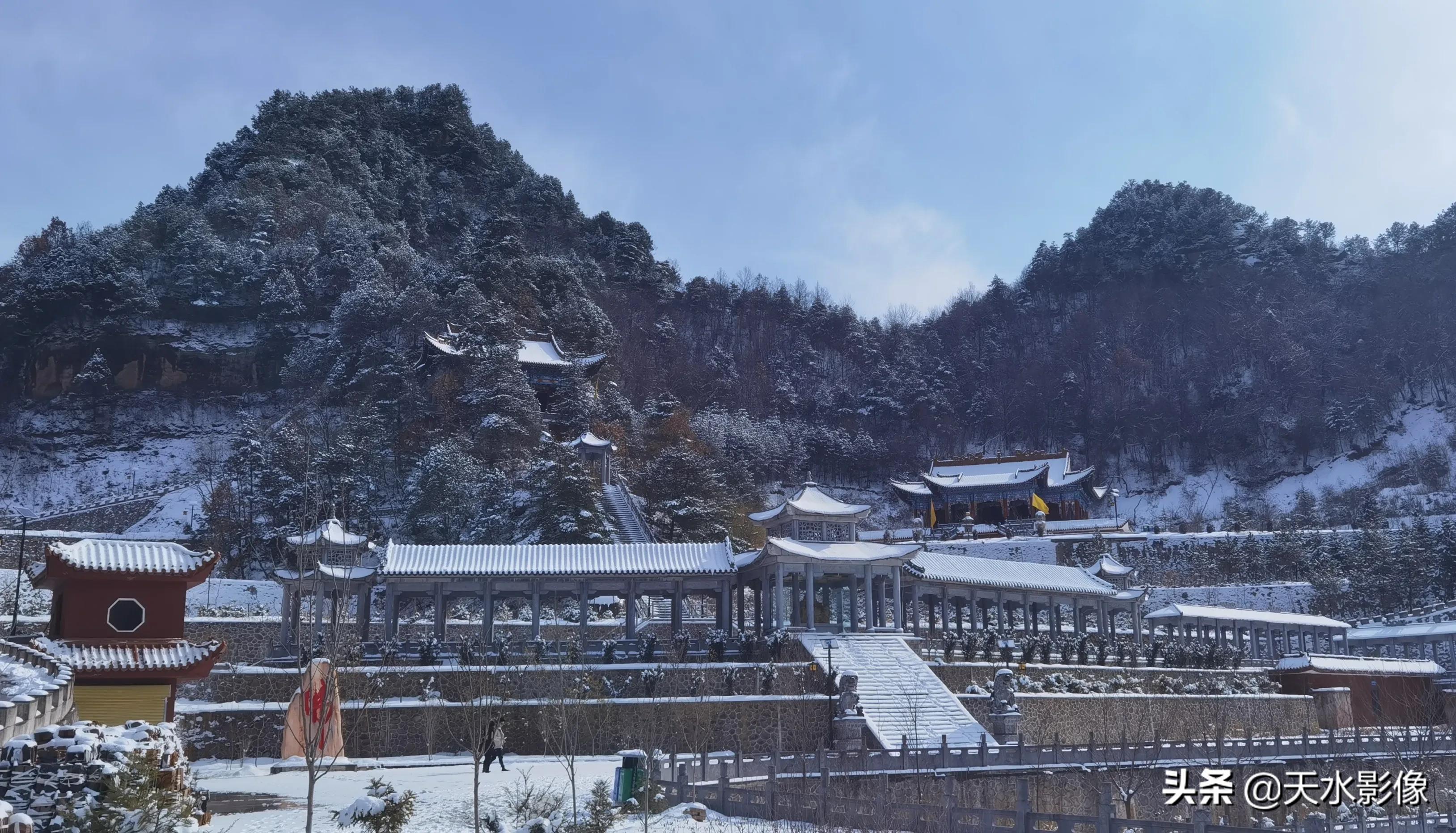 雪中净土寺,雪落净土寺