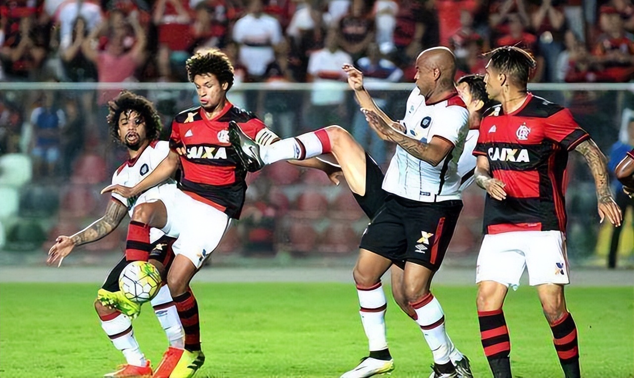 巴甲联赛科里蒂巴vs巴伊亚,巴甲米内罗vs库亚巴