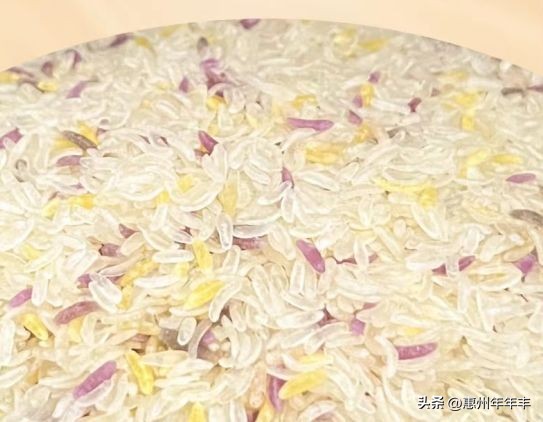 用生米粒炒饭,用生糯米炒饭