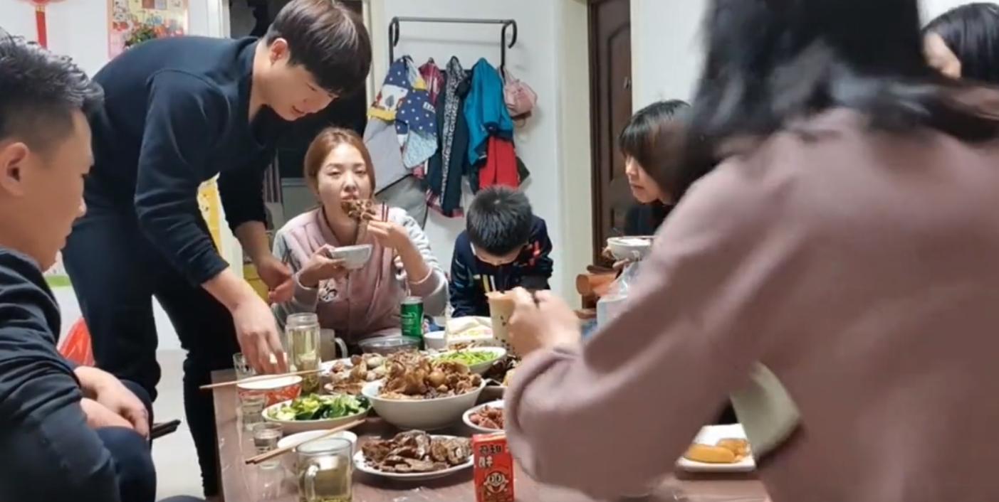 韩国美女嫁山东,娶一个月入400万韩元美女,是一种什么体验?