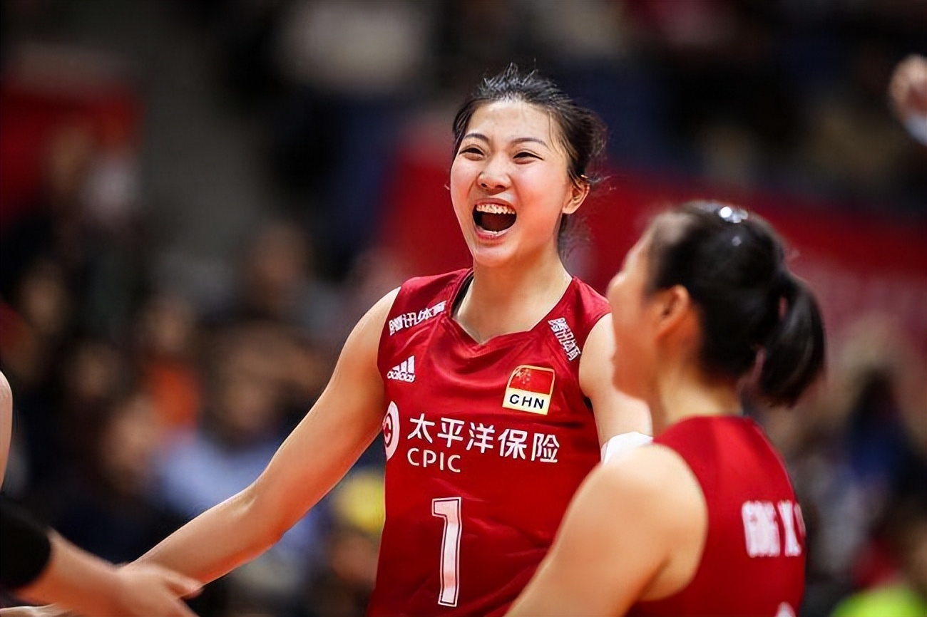 2019女排联赛中国3比2战胜意大利,女排半决赛中国对意大利