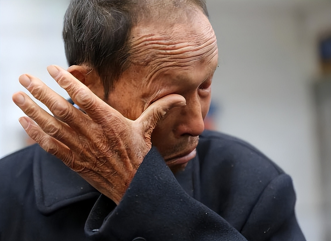 中国南街村第一村,中国的南街村到底有多好啊