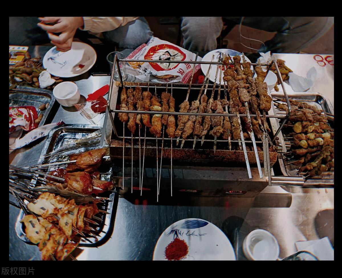 淄博烧烤店铺大量转让最新信息,媒体谈大量淄博烧烤店铺转让