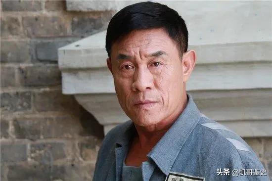 私生活混乱、撒谎成性、批判他人堕落自己，这5位老戏骨令人汗颜