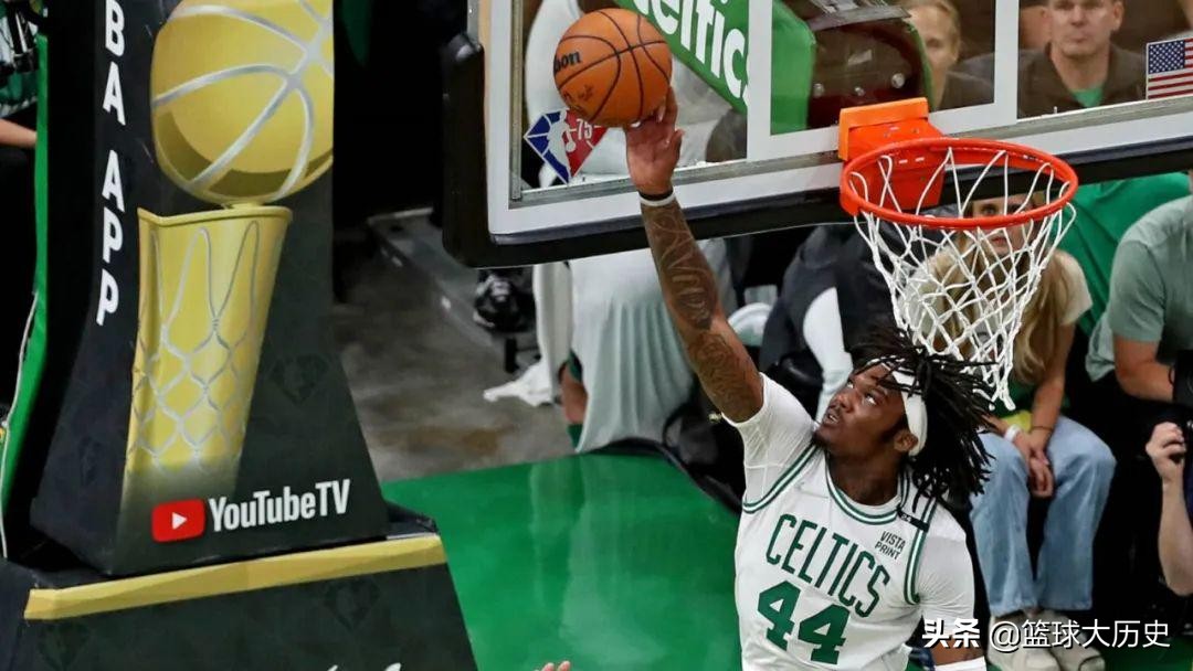 半月板撕裂继续打球的球员,半月板撕裂结束职业生涯