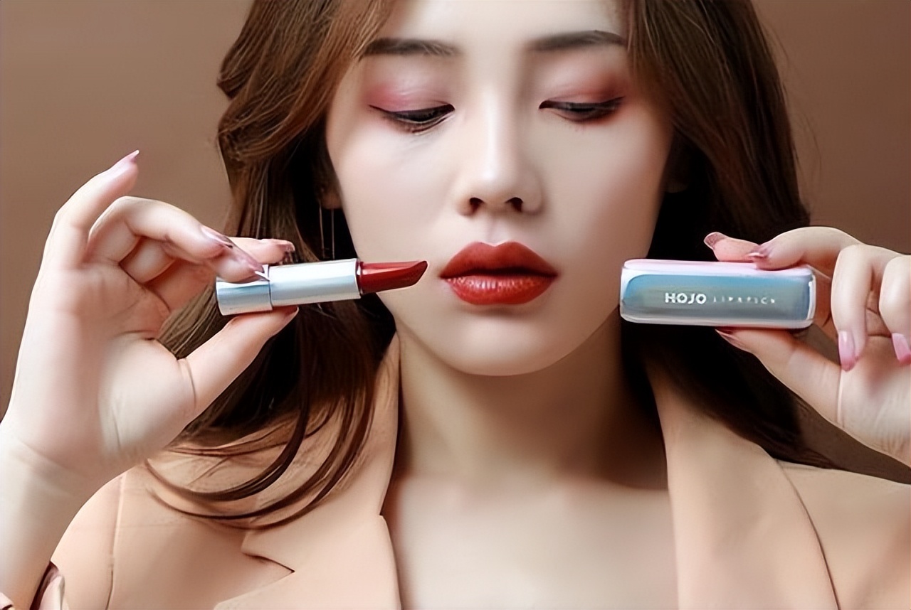 平价口红和大牌口红哪个划算,平价口红跟大牌口红价格对比