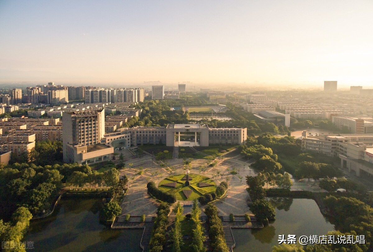 四川成都新都楼市的危机,回不去的房价,新都区楼市的潜力与未来