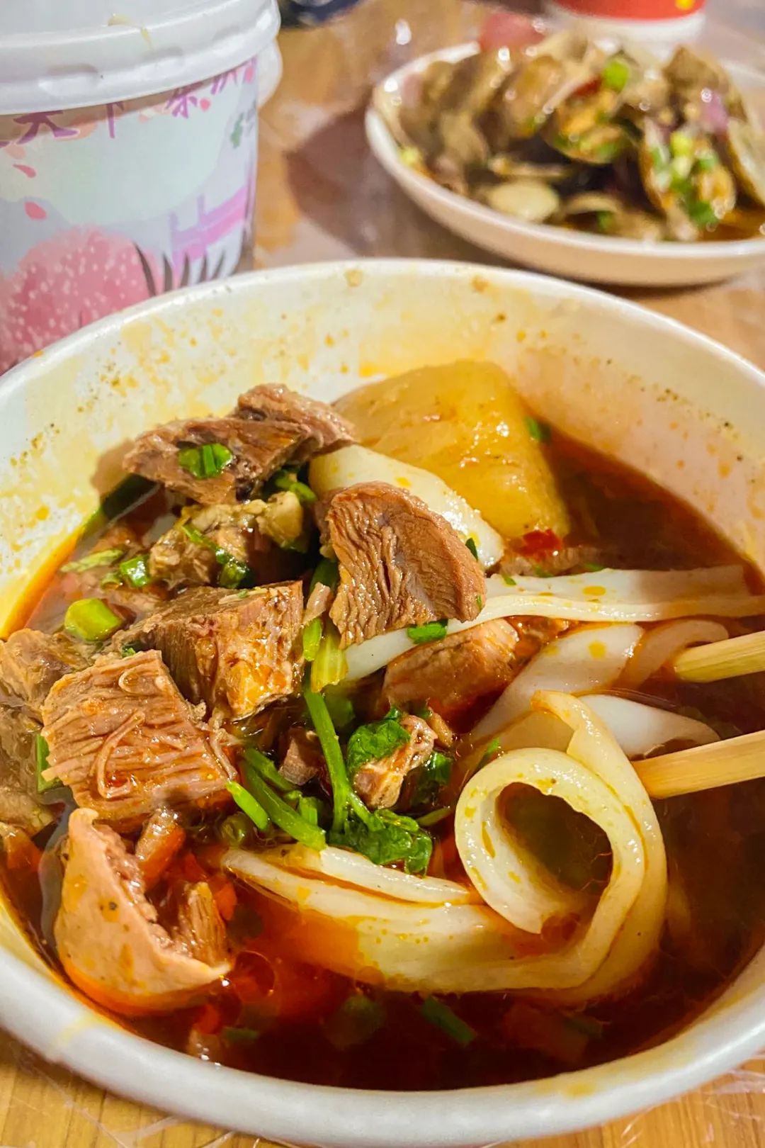 疫情下的武汉餐饮艰难,武汉疫情间生意最火爆的餐饮门店