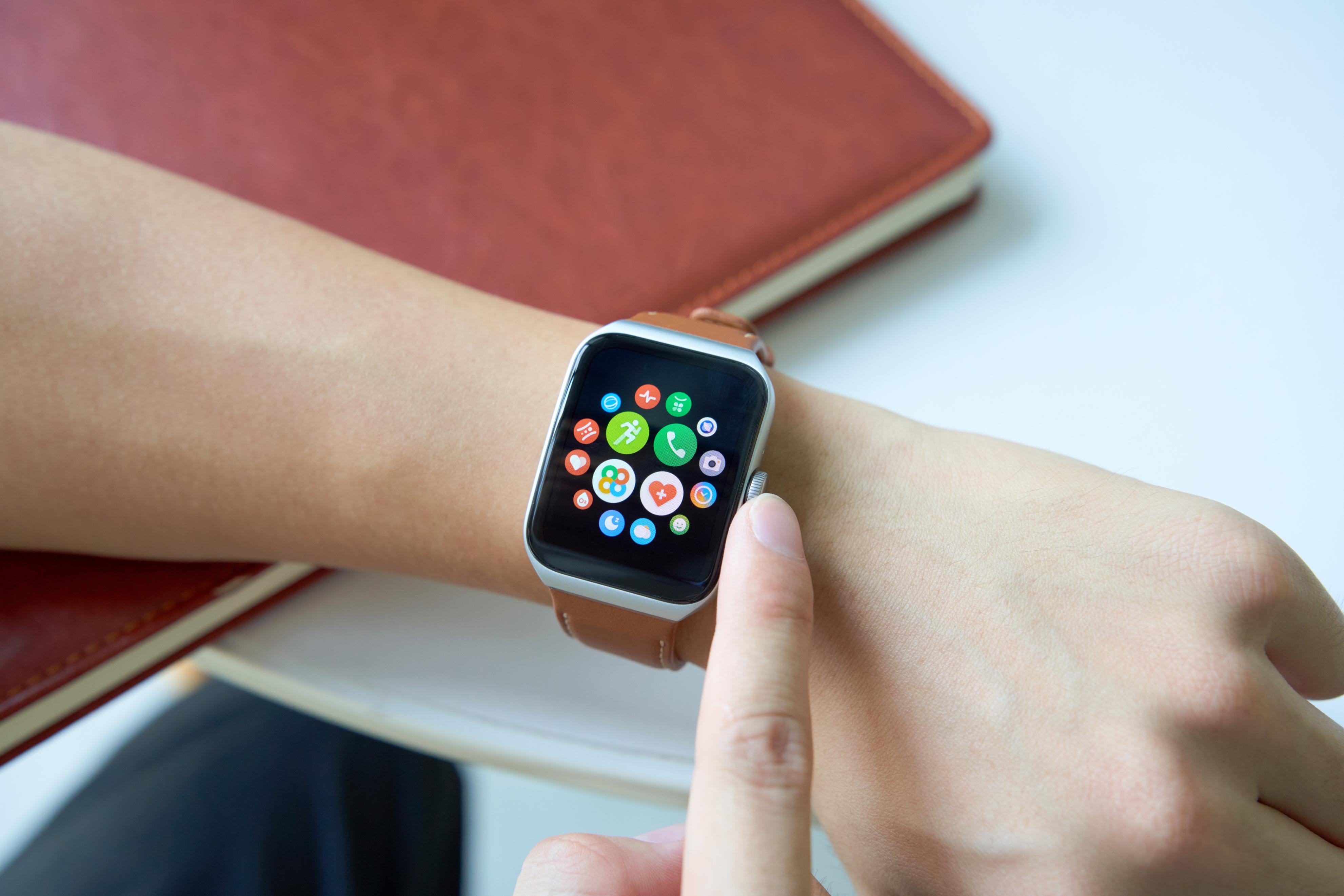 选什么礼物送给男朋友好,圣诞节男女都适合的实用小礼物