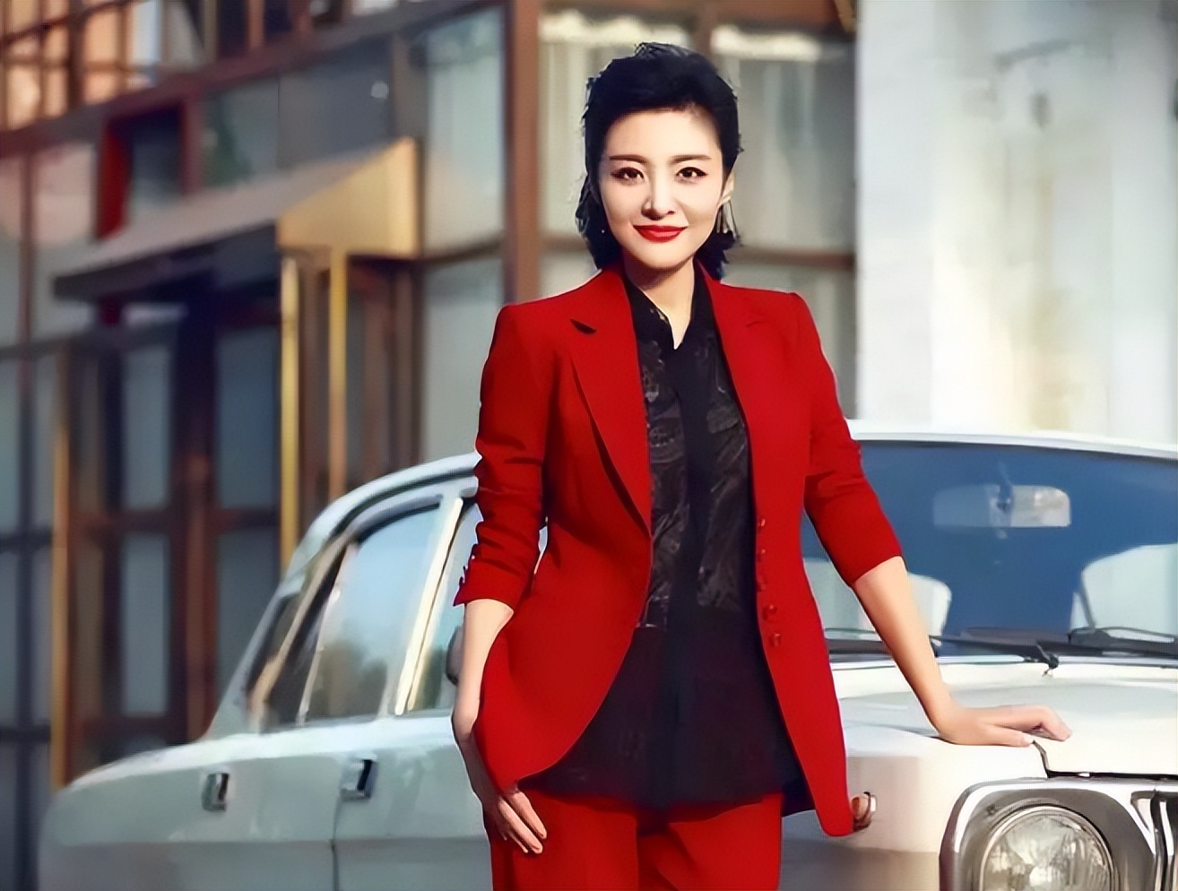 美女周涛：离开才子改嫁富豪，真实内幕不世俗