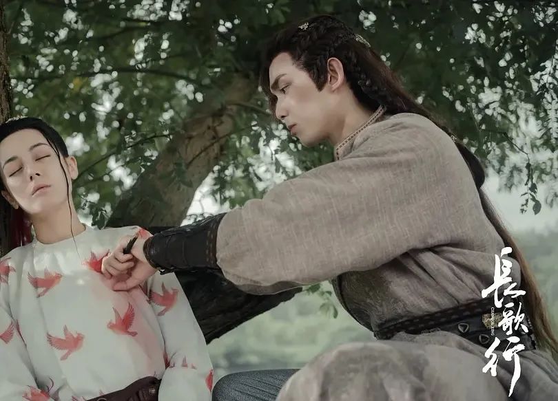 叔系帅哥金世佳,身高190以上的明星金世佳